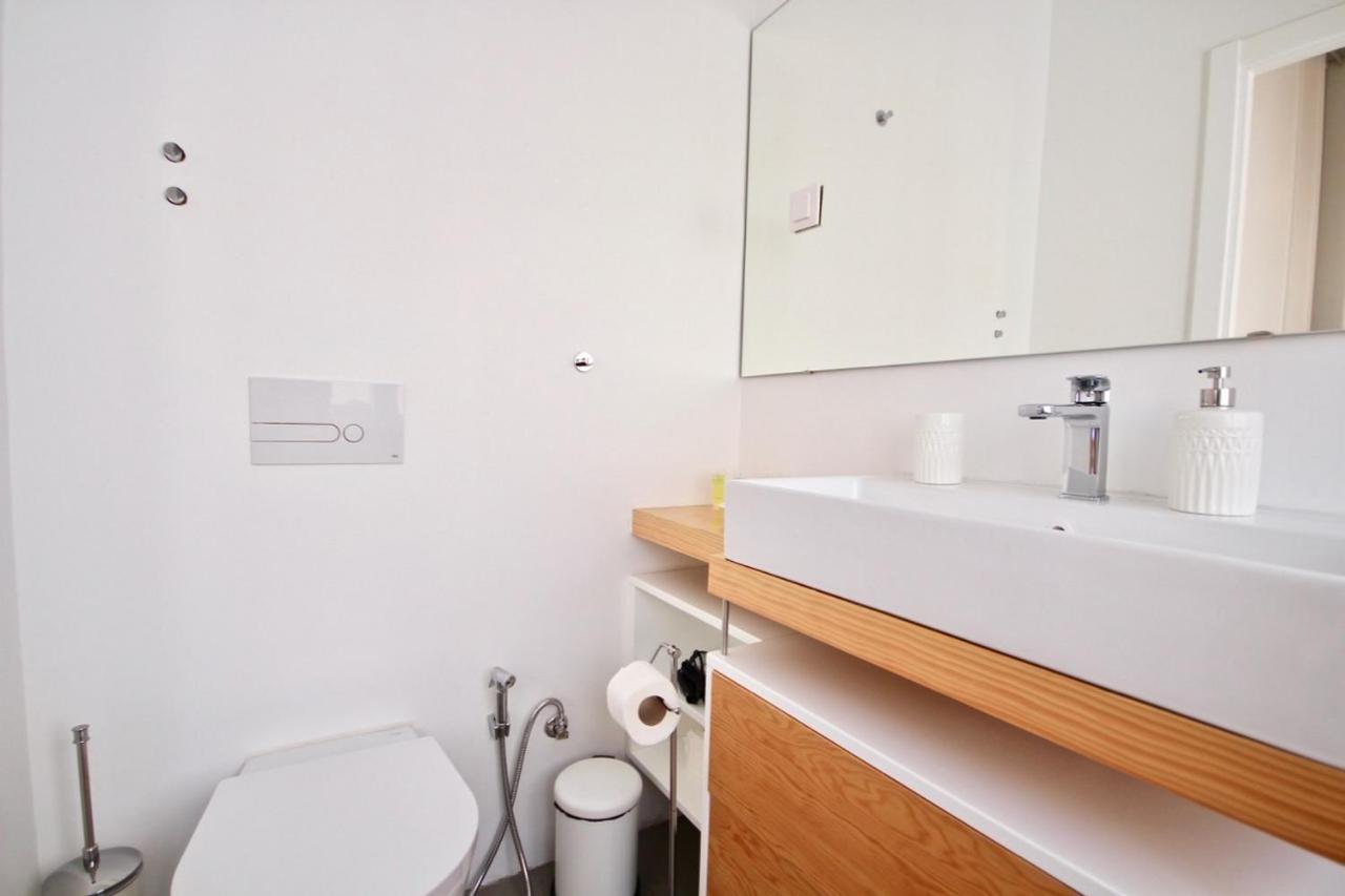 Akicity Anjos In Apartment *